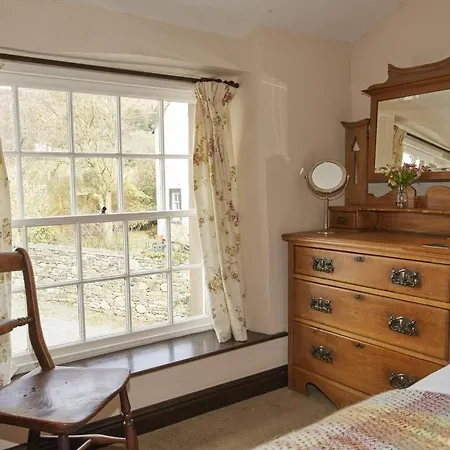 2 Bed In High Sz136 Lorton