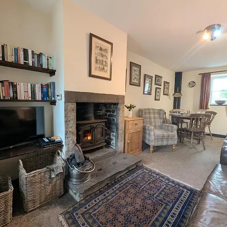 Holiday home 2 Bed In High Sz136